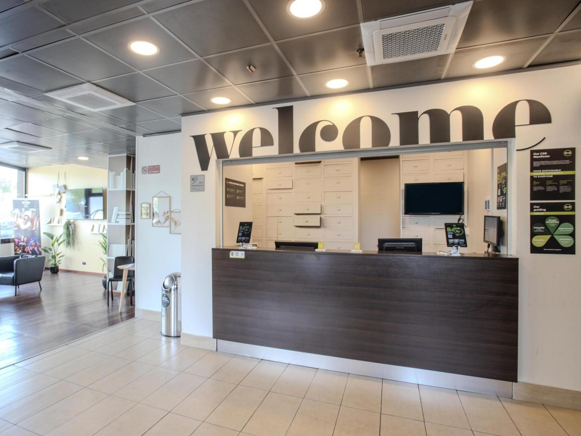 B&B Hotel Firenze Novoli Экстерьер фото